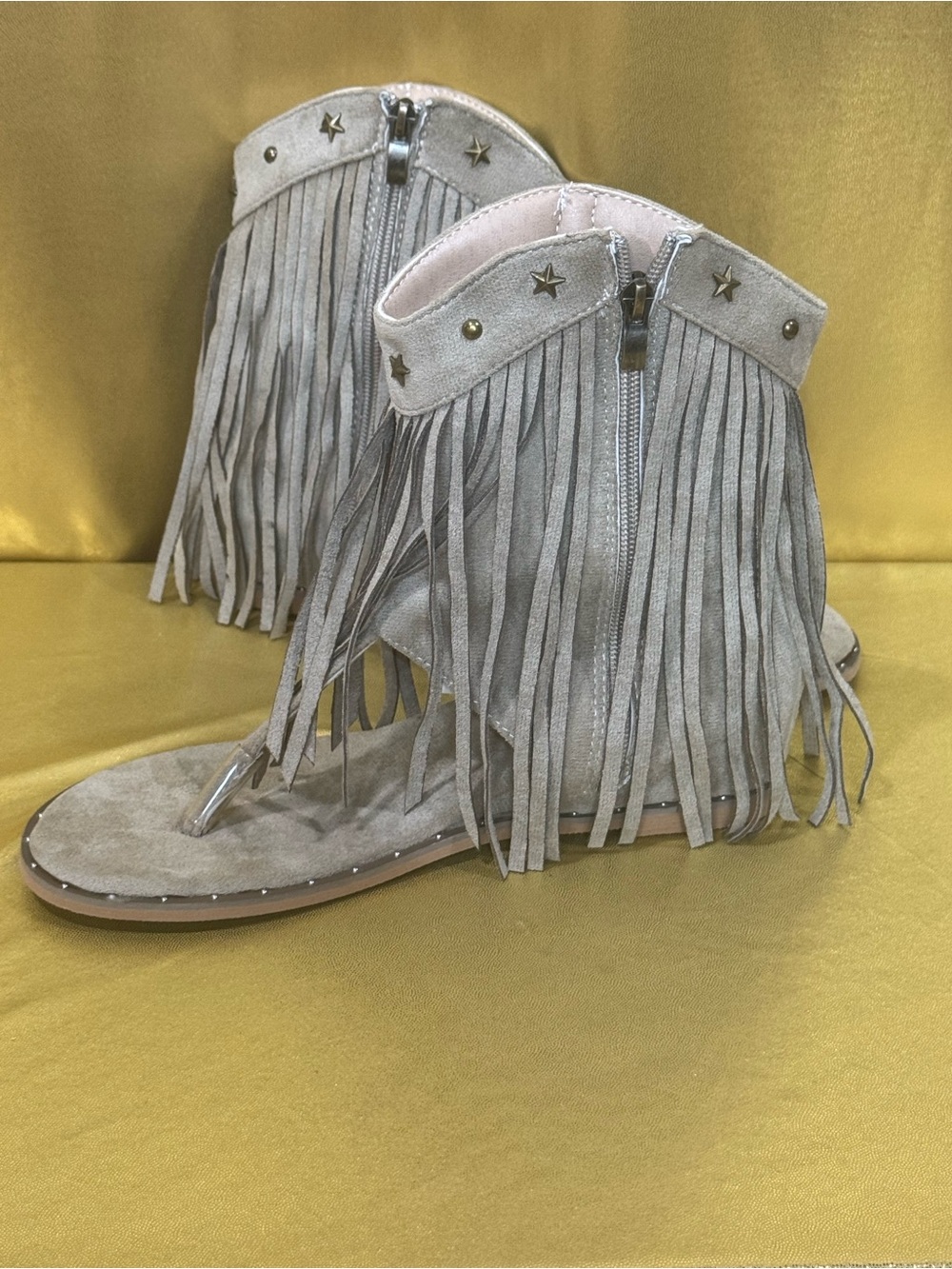 ✨ New! Boho Western Fringe Thong Gladiator Sandals - Taupe Suede, Star Studded,